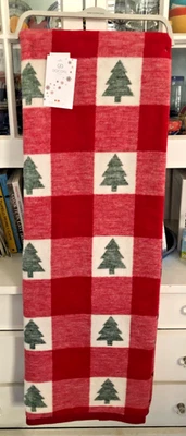 Manta Docofil roja y blanca con árboles de Navidad verdes 60 x 80" Portugal -- Nueva con etiquetas Foto 1 de 4