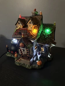 Department 56 The Candy Cauldron House Lights WORKS ! Halloween 🎃 - Picture 1 of 9
