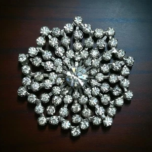 Vintage Starburst Schneeflocke klar Strass Brosche Anstecknadel Weihnachten Party - Bild 1 von 8