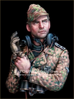 Young Miniatures - SS Panzer Officer WWII          - 1/10th Resin Bust - YM18100 - Image 1 of 4