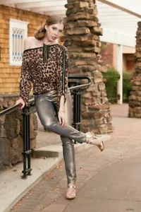 Nelli Millard Leopardenmuster Pullover S Leopard Reißverschluss Schulter Geschenkidee - Bild 1 von 6