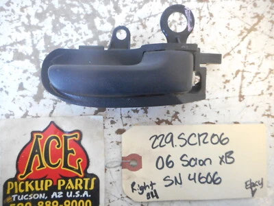 00-05 Toyota Echo 04-06 Scion xB Front/Rear Passenger's Side Inside Door Handle Foto 1 de 4