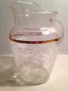 Vintge clear glass pitcher w/gold trim and etched pattern 8" (m) - Picture 1 of 6