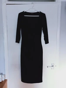Schwarzes figurbetontes gefüttertes Kleid. Größe 10 sehr guter Zustand - Bild 1 von 3