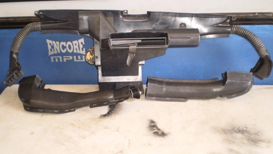 Ford Mustang 1987-1993 HVAC tablero sistema de calefacción aire acondicionado ventilación conducto completo Foto 1 de 1