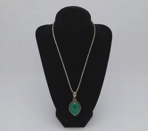 Malachite Green Stone 925 Pendant on a Silver Colored Chain - Picture 1 of 2