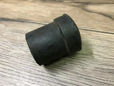 Chevrolet Chevy Bel Air 1956 1957 nos GM 3710476 buje de resorte trasero  Foto 1 de 2