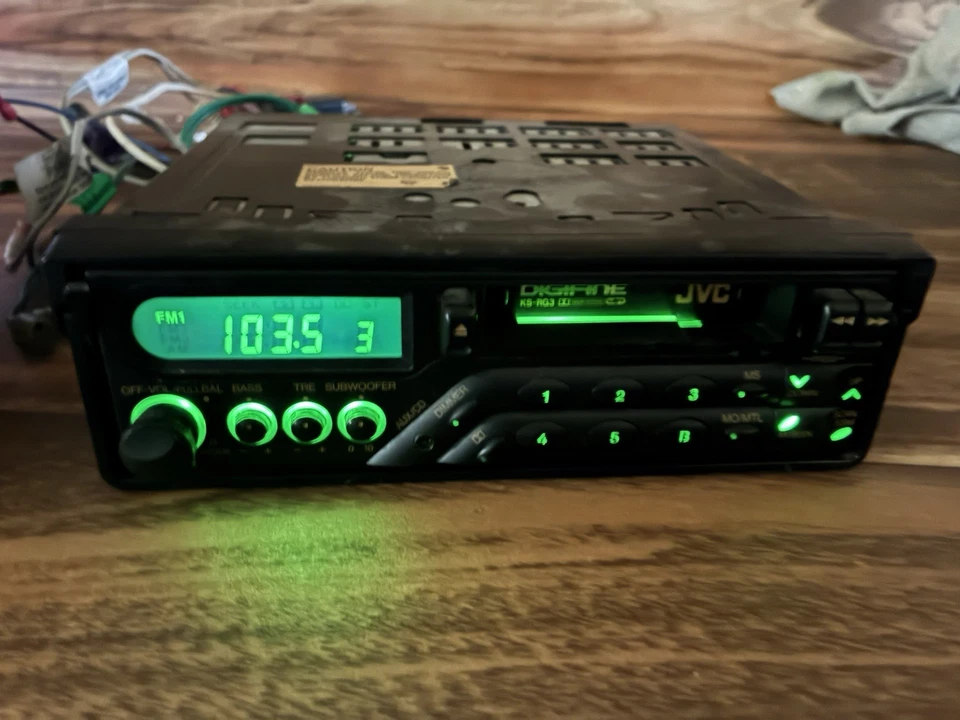 Raro De Colección Años 90 Insignia JVC KS-RG9 Coche Estéreo Audio Cassette Antigua Escuela Cinta Cubierta Foto 1 de 4