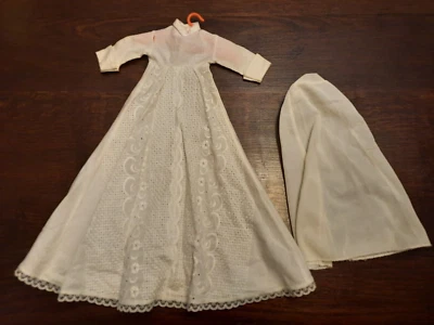 Robe de ceremonie pour la poupée mannequin Dolly de Gégé - Photo 1/4