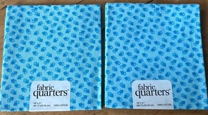 2 ~ FAT QUARTERS * 100 % Baumwollstoff * FQ 18" x 21" * HELLBLAU * NEU * UNGESCHNITTENER STOFF - Bild 1 von 4