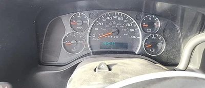 Furgoneta Savana 2500 2017 OE velocímetro calibre clúster 98 k millas GMC Foto 1 de 4