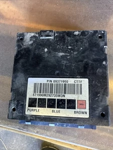 1999 GMC 2500 Body Control Module BCM OEM 09371990 - Picture 1 of 3