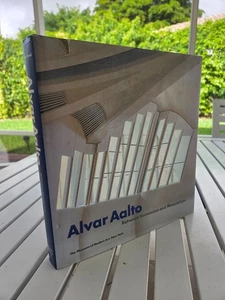ALVAR AALTO BETWEEN HUMANISM AND MATERIALISM BY PETER REED 1998 - Picture 1 of 1