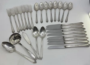 Wm A Rogers Oneida Ltd. Chatelaine-Sonia Silver Overlaid 1930 Flatware 28 pieces - Picture 1 of 12