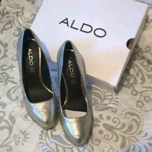 Scarpe Aldo Caviel taglia 8 plateau stiletto argento con scatola etichetta - Foto 1 di 20
