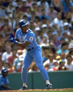 BO JACKSON 8X10 PHOTO KANSAS CITY ROYALS KC BASEBALL PICTURE MLB AT BAT - Picture 1 of 1