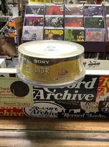 Sony DVD-R 25 Pack 120 Minutes 4.7 GB 1x-8x Speed Compatible Sealed New - Picture 1 of 4