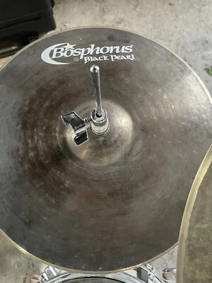 Bósforo 15’ Perla Negra Foto 1 de 2