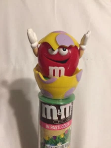 M&M's Osterei Süßigkeiten Topper rot mit gelbem Ei und Tube versiegelt Neu - Bild 1 von 4