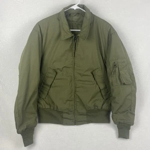 Vintage US Military Cold Weather Bomber Jacket Medium Green High Temperature - Picture 1 of 14