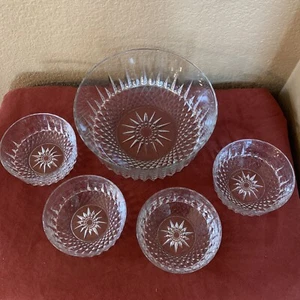 ARCOROC USA Glas 'Diamant' 9" Salat mit vier 4 7/8" Servierschüsseln - Bild 1 von 7