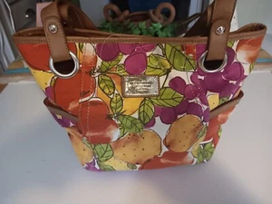 COLORFUL CANVAS FAUX LEATHER MEDIUM SIZE HANDBAG by "RELIC" FRUIT PATTERN - Picture 1 of 4