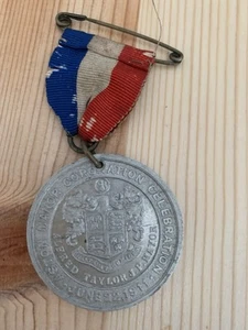 Aston Manor Krönungsmedaille - Bild 1 von 2