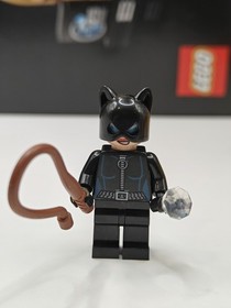 NEW DC Comics Catwoman Minifigure Classic Batman II 6858 Catcycle City Chase