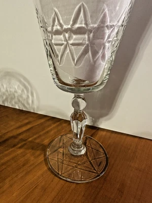 Libbey Rock Sharpe Vanity Wine glassSet of (10) 7 1/4" - Image 1 of 4