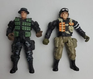GI Joe Chap Mei Military Commander & Swat Night Trooper Hasbro 4" Vintage - Picture 1 of 9