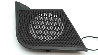 JEEP GRAND CHEROKEE III WH, WK Loudspeaker Cover 5KB01TRM 3.00 Diesel 30238250 - Image 1 of 4