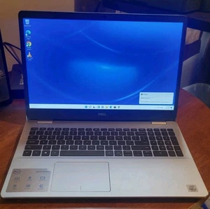 Dell Inspiron 5593 i5-1035G1 1GHz 8GB RAM 512GB SSD Ventana 11 Hogar  - Imagen 1 de 11