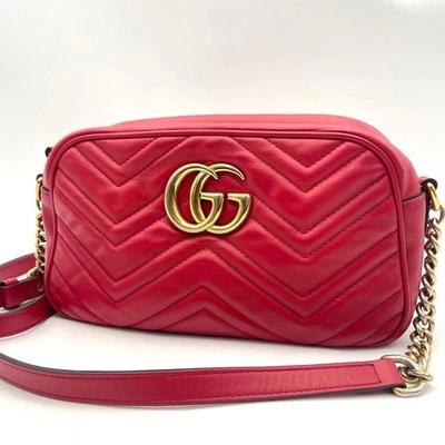 Excellent condition GUCCI Marmont chain shoulder bag in red - Image 1 of 4