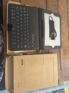 Funda con teclado desmontable iPad Mini - Imagen 1 de 3