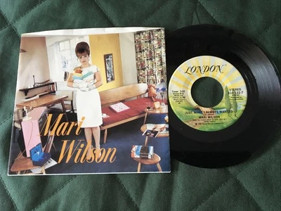 1982 MARI WILSON 45 PS «Just What I Always Wanted / Woe, Woe, Woe» B-52's - Изображение 1 из 2