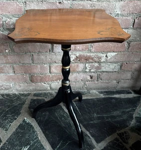 L.Hitchcock Chair Co.-MESA/SOPORTE PARA VELAS DE MADERA DE ARCE NEGRO ESTAMPADO FIRMADO-Exc. - Imagen 1 de 6