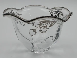 Vintage Silver Overlay Bowl Glass with Tulip Design Scalloped Edge - Picture 1 of 10