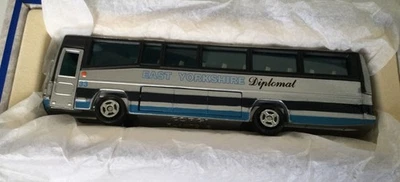CORGI CLASSICS 91916 PLAXTON COACH (Original/Boxed) - Image 1 of 4