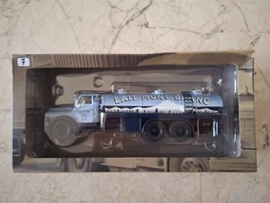 Camión Volvo N88 de coleccion Camiones de Antaño a 1/43 - Imagen 1 de 2