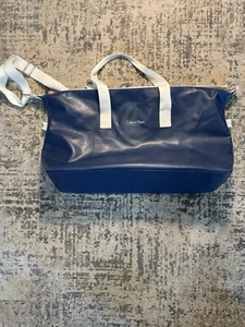 Calvin Klein Tote Weekend Duffle Bag Navy & White - Picture 1 of 6