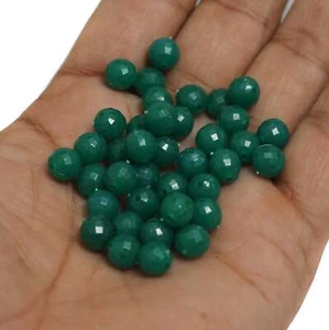 7mm Round Faceted Acrylic Beads - Picture 1 of 30