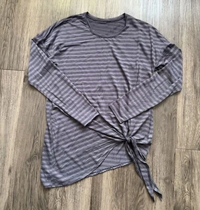 Top Lululemon Tie Your Practice viola a righe maglia manica lunga taglia 10 - Foto 1 di 5
