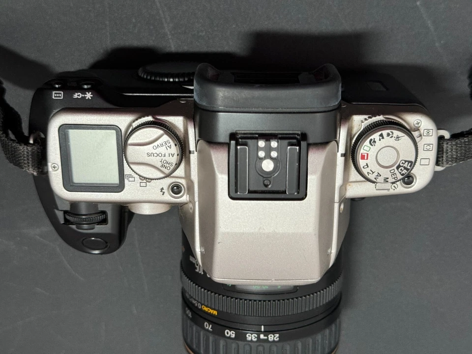 Canon EOS Elan IIE 35mm Film Camera Silver/Blk Eye Control Ultra Sonic Lens - Image 1 of 4