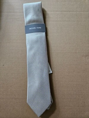 Corbatas de mezcla de seda para hombre MICHAEL KORS NUEVAS PRECIO DE VENTA SUGERIDO POR EL FABRICANTE: 69,50 $ surtidas Foto 1 de 2