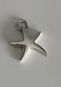 925 Sterling Silver Vintage Starfish Minimalist Charm Pendant 18C - Picture 1 of 4