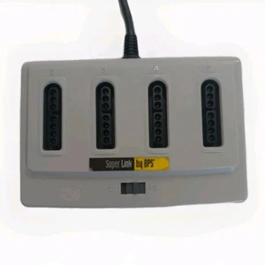 Super Link by BPS 4 Player Adapter für Super Nintendo SNES - Bild 1 von 5