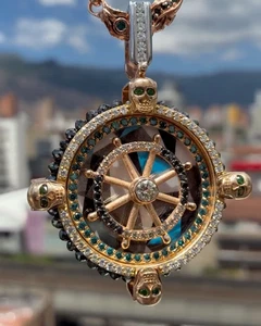 14K Gelbgold maritimer Anhänger mit runden im Labor gezüchteten Diamanten und Totenkopf Details - Bild 1 von 6