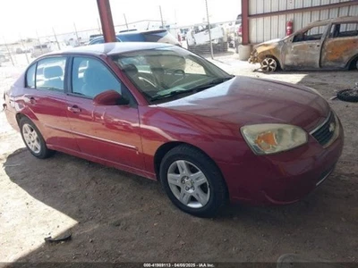 Faro del conductor estilo clásico emblema en la rejilla se adapta 04-08 MALIBU 420140 Foto 1 de 4