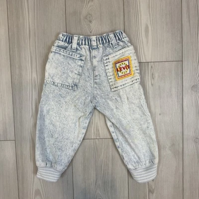 Pantalones de mezclilla vintage para niño talla 3T años 80 Little Levi’s 1988 lavado claro con ácido parches elásticos Foto 1 de 4