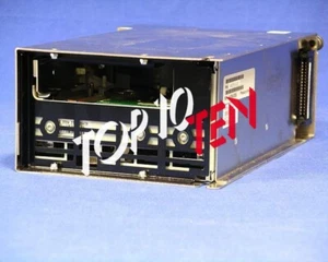 Quantum 6420703-30 HP LTO-1 FH SCSI LVD Laufwerk mit Caddy für M1500 M2500 - Bild 1 von 1